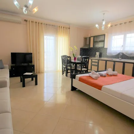 Paradise Sarandë