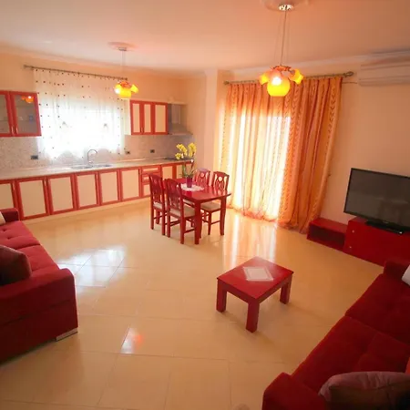 Apartment Paradise *